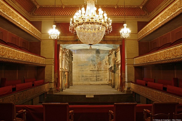 theatre_louisphilippeweb.jpg